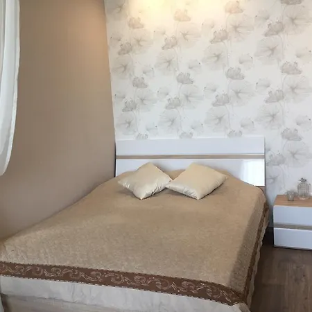 Apartment In Golfstrim