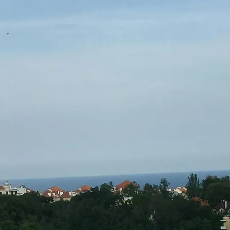 Apartment In Golfstrim Odesa